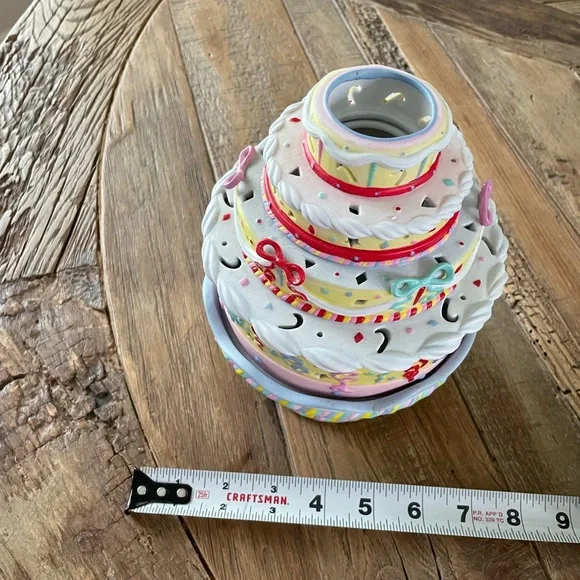 Partylite Colorful Ceramic Tiered Birthday Cake In Excellent Condition - Picture 5 of 14